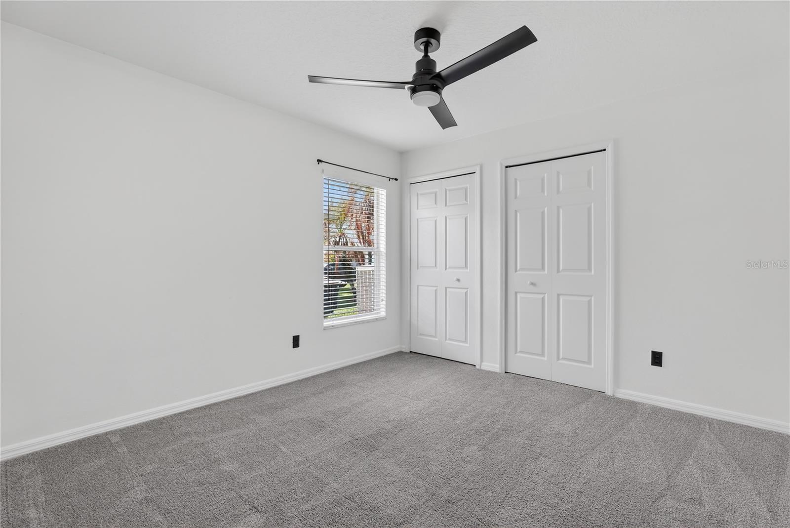 INDIAN LAKES - Residential