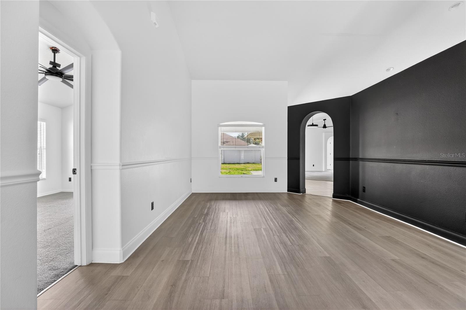 INDIAN LAKES - Residential