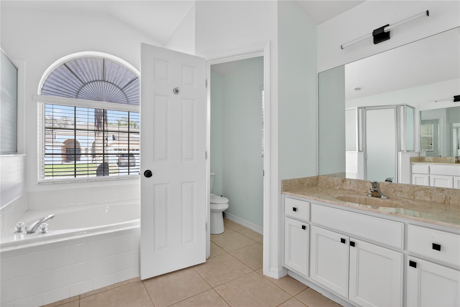 INDIAN LAKES - Residential