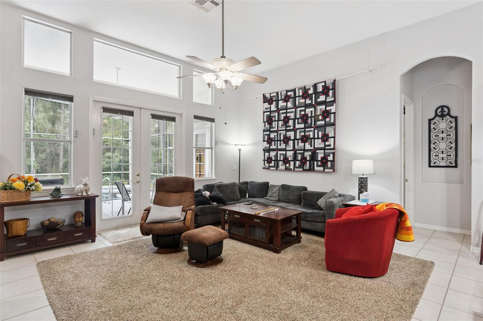 2819 SUMMER SWAN DRIVE