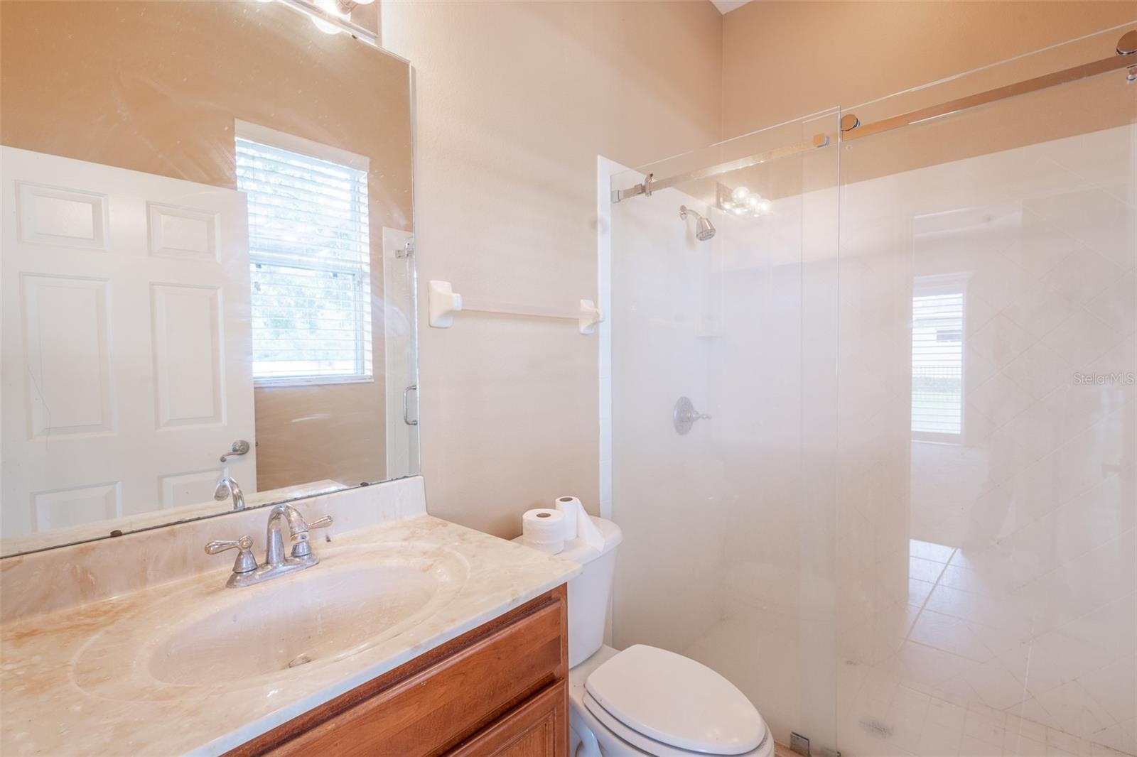 IVY LAKE ESTATES - Residential