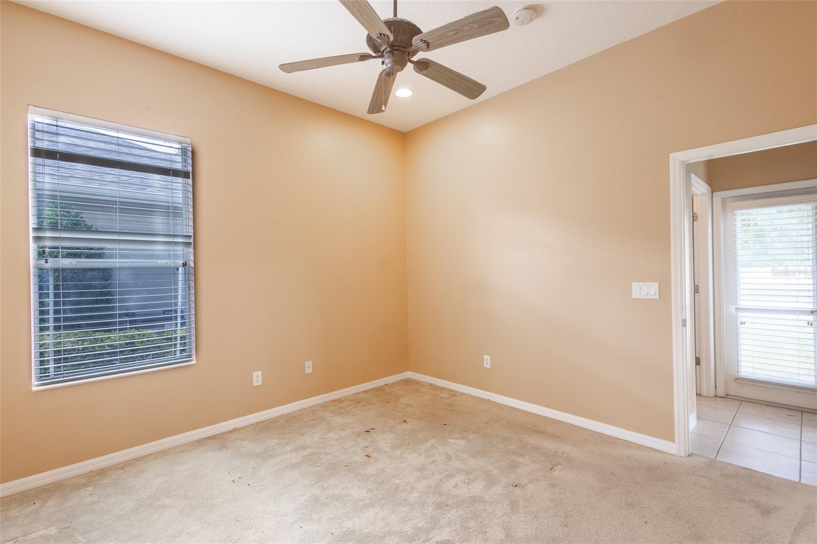 IVY LAKE ESTATES - Residential