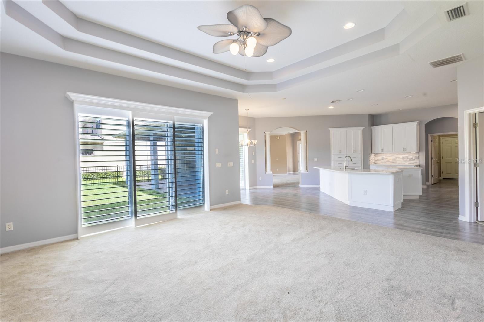 IVY LAKE ESTATES - Residential