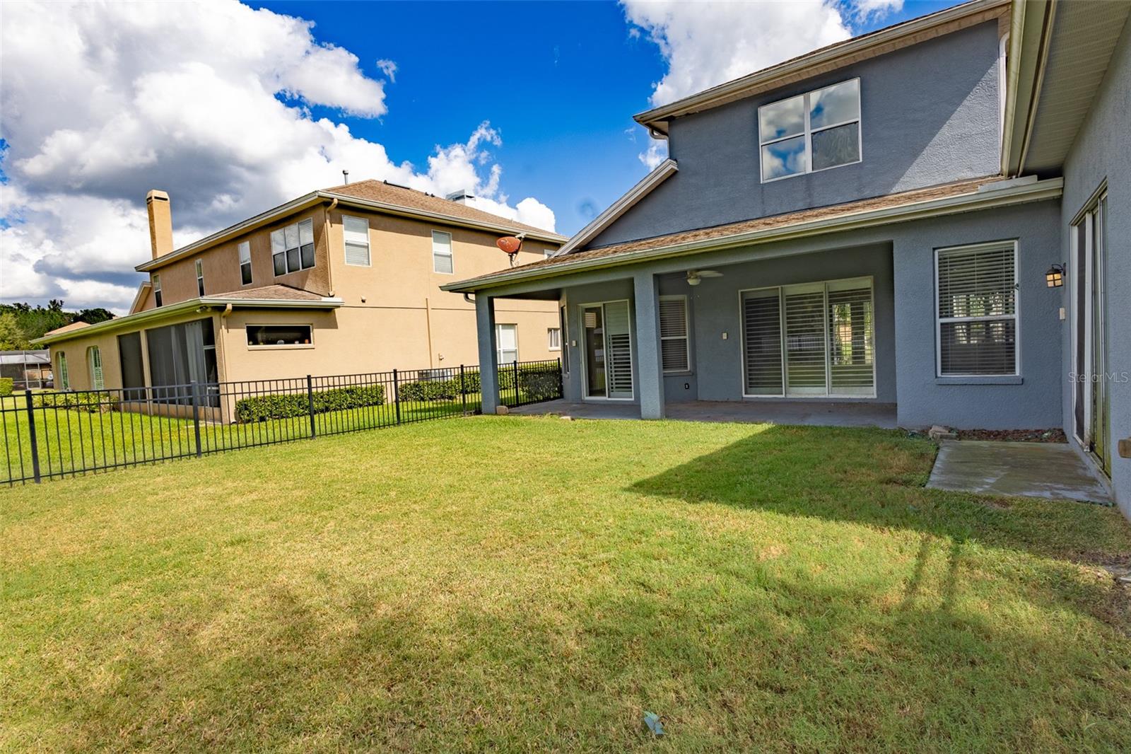 IVY LAKE ESTATES - Residential