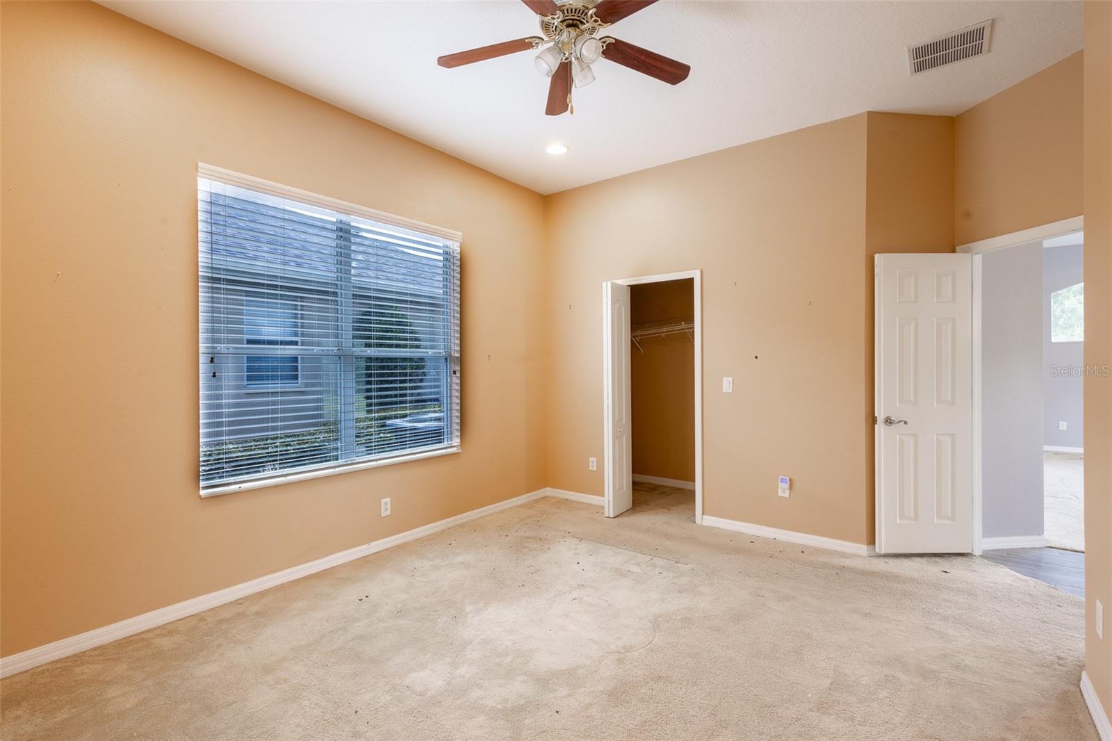 IVY LAKE ESTATES - Residential