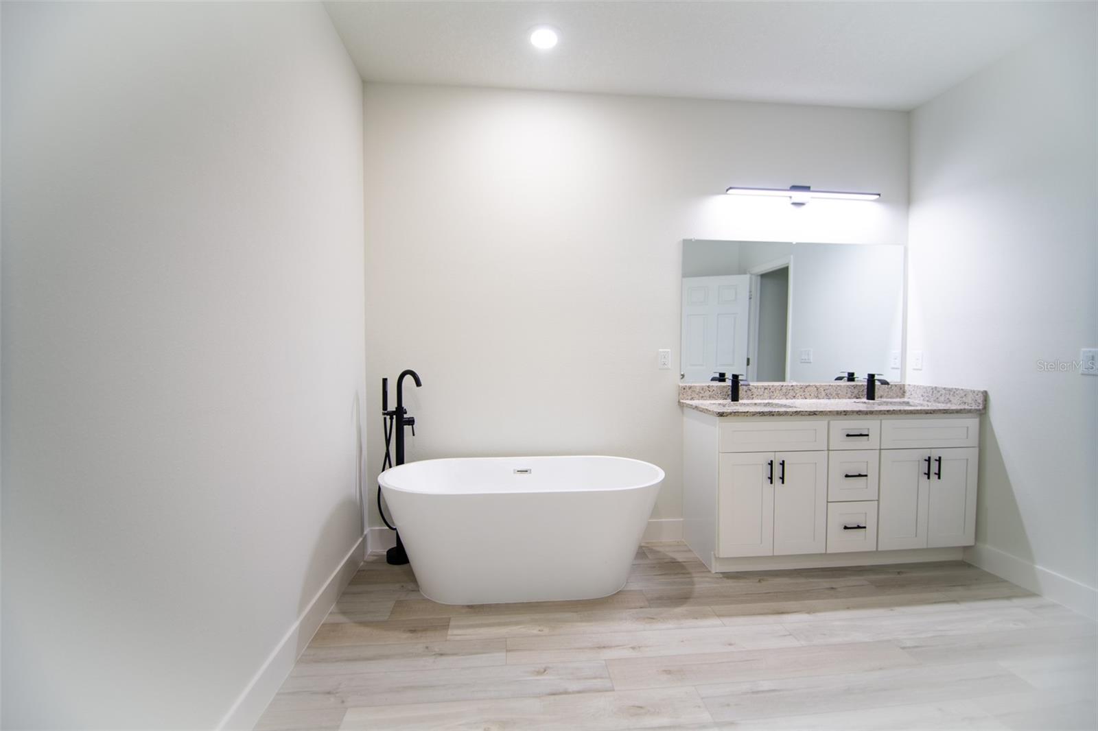 MARION OAKS UN 07 - Residential