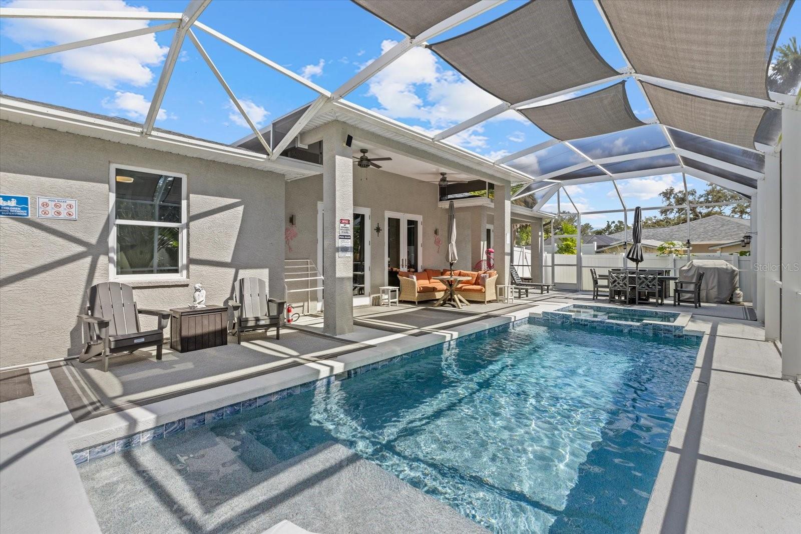 SOUTH VENICE - Residential Lease