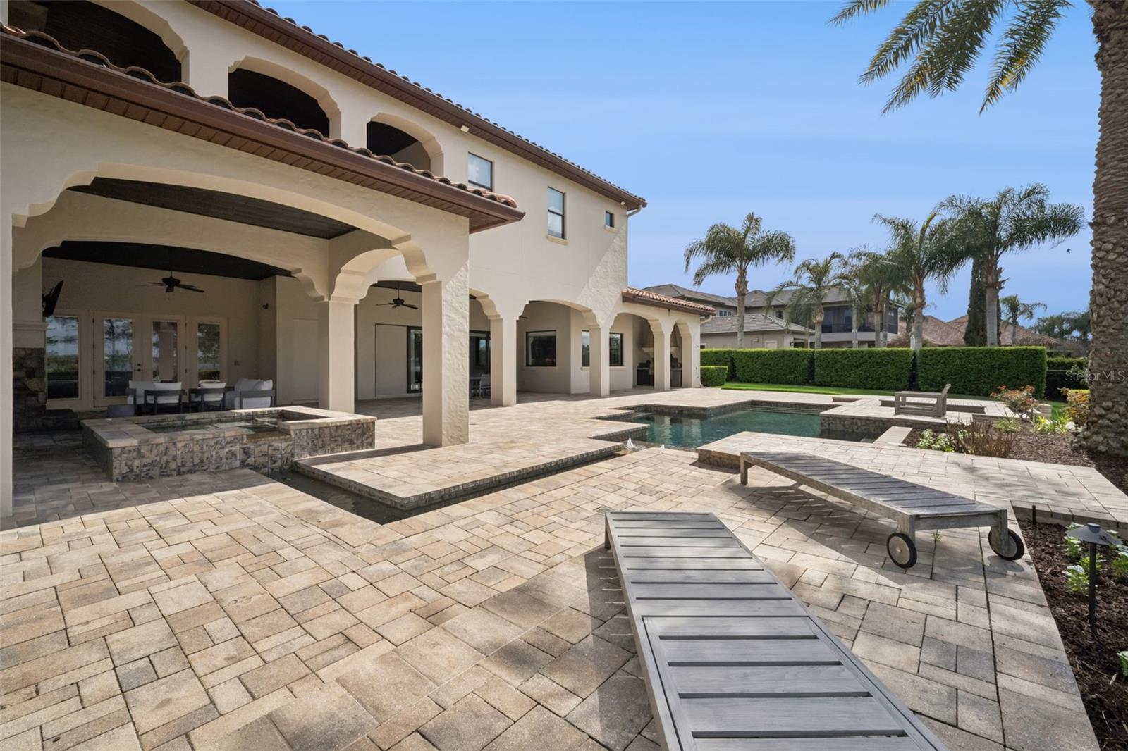 MOUNT DORA LOCH LEVEN PH 03 REP LO - Residential