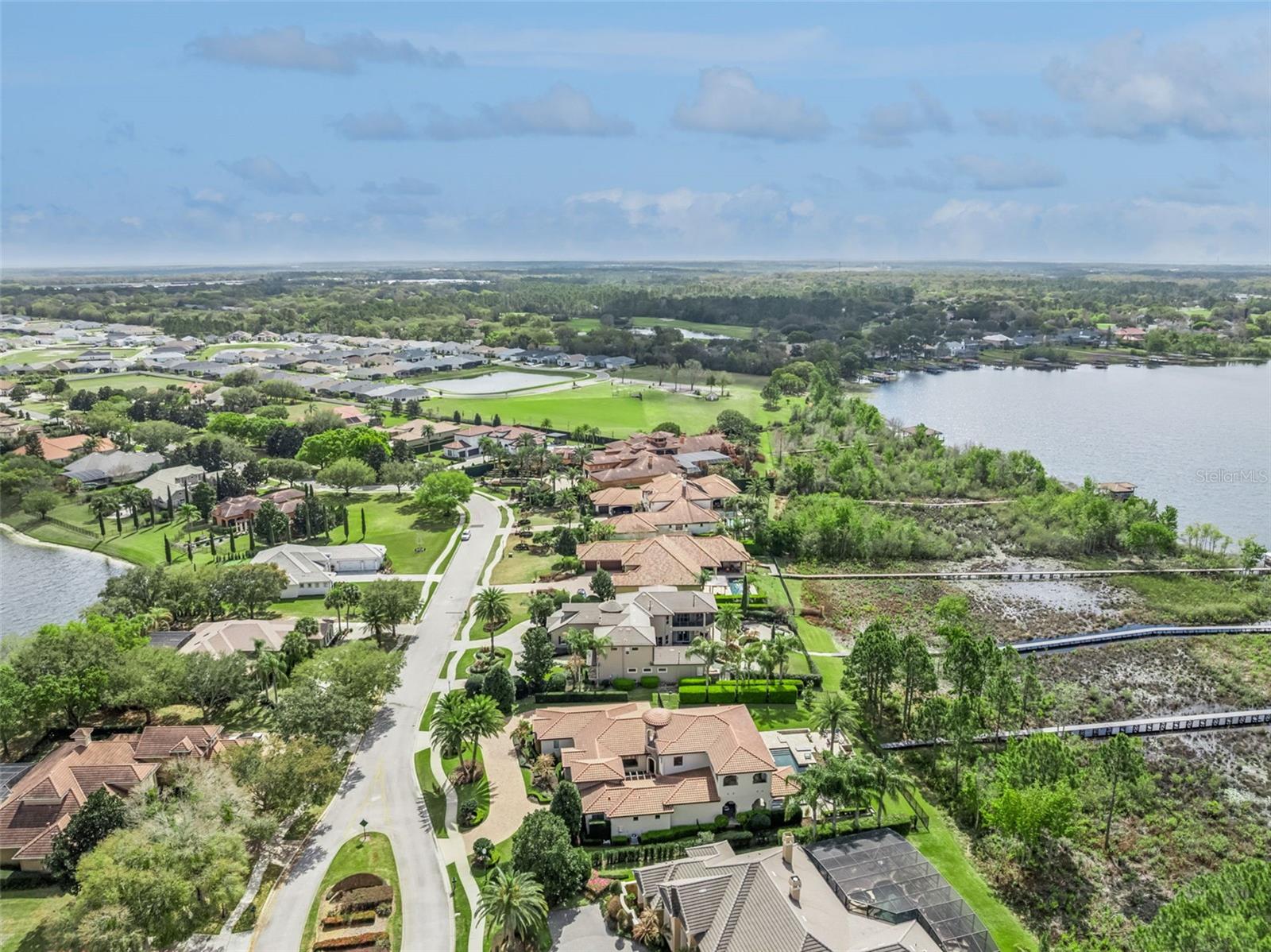 MOUNT DORA LOCH LEVEN PH 03 REP LO - Residential