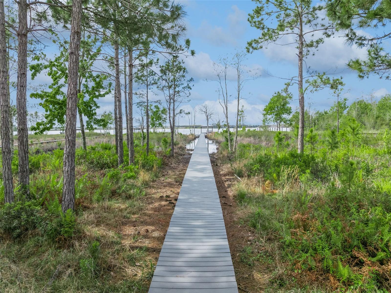 MOUNT DORA LOCH LEVEN PH 03 REP LO - Residential