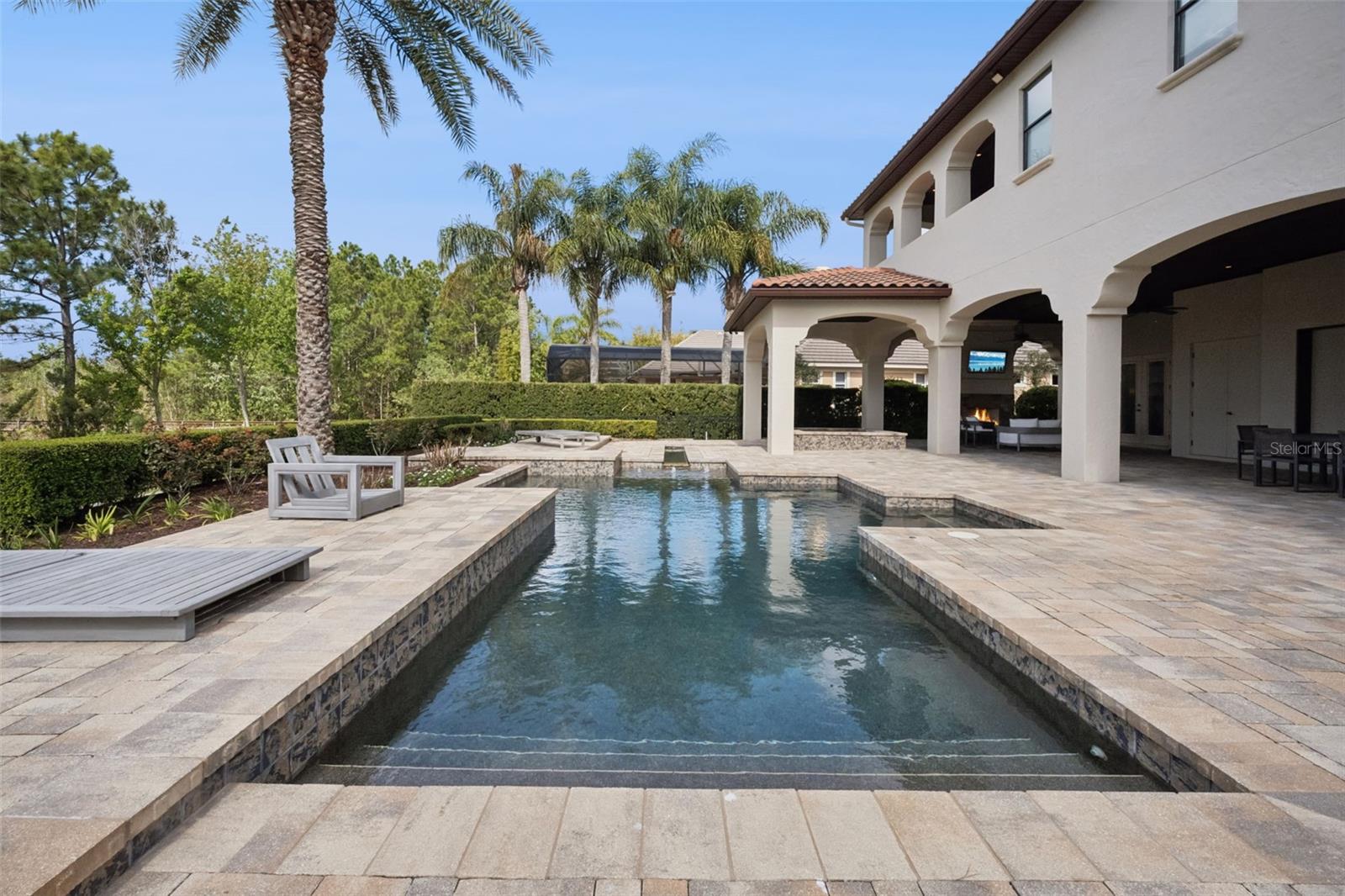 MOUNT DORA LOCH LEVEN PH 03 REP LO - Residential