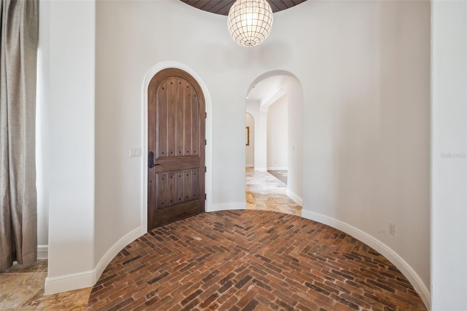 MOUNT DORA LOCH LEVEN PH 03 REP LO - Residential