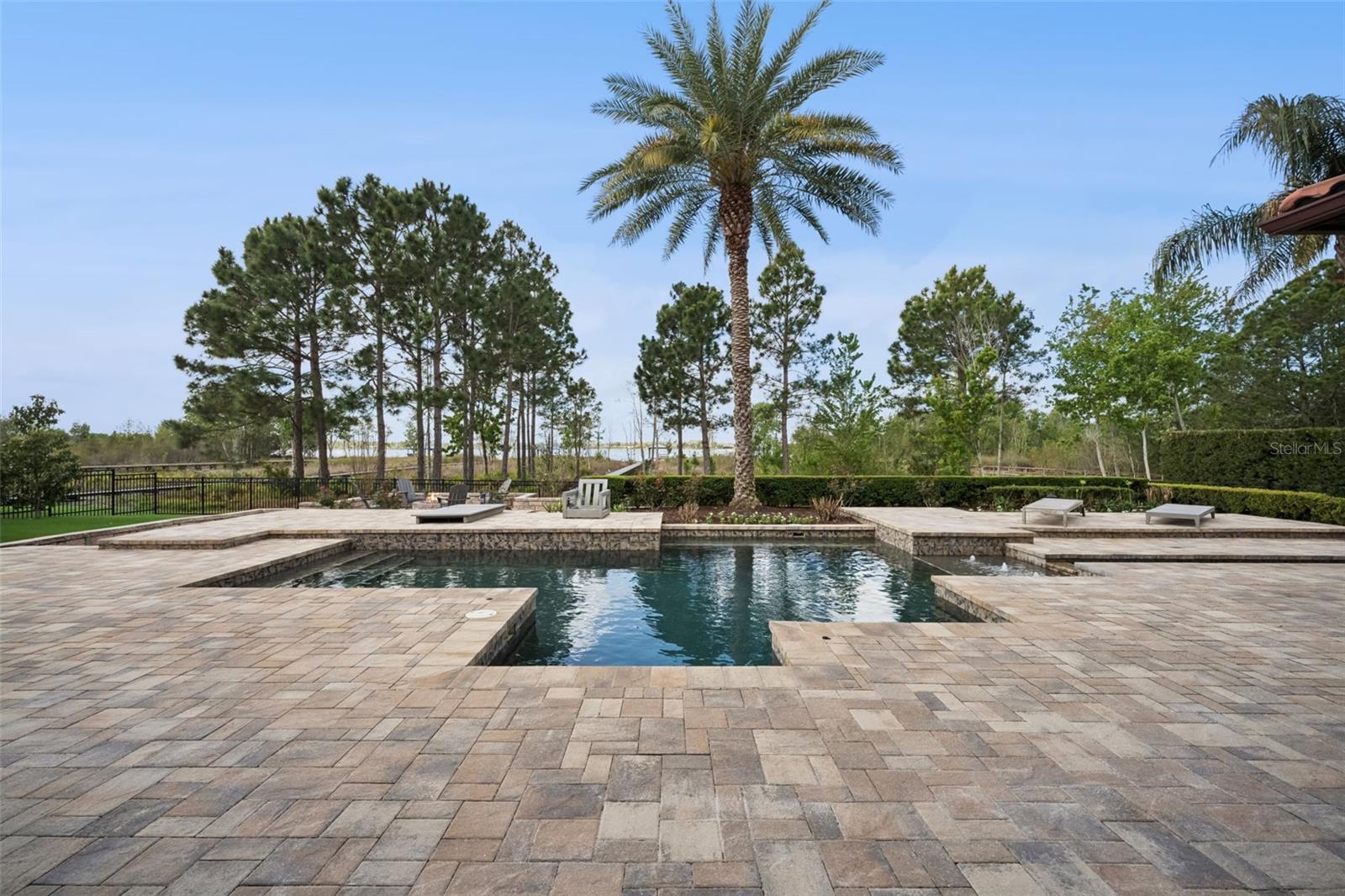 MOUNT DORA LOCH LEVEN PH 03 REP LO - Residential