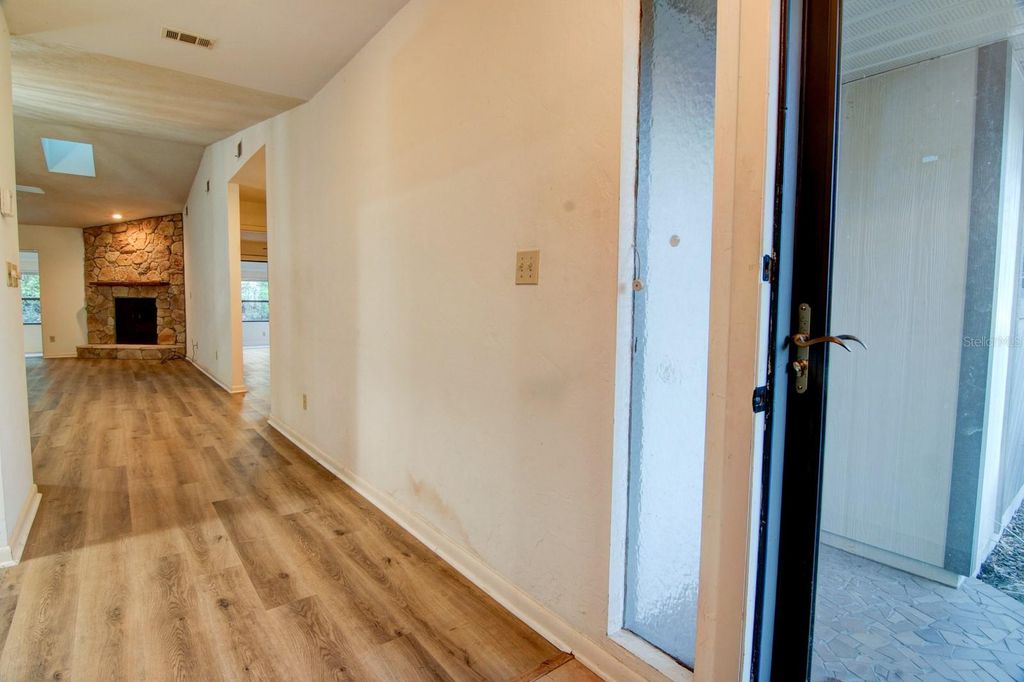 Photo of 1628 NW 19th Circle, Gainesville, FL 32605 (MLS # GC537932)