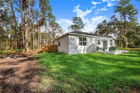 A home in LAKELAND