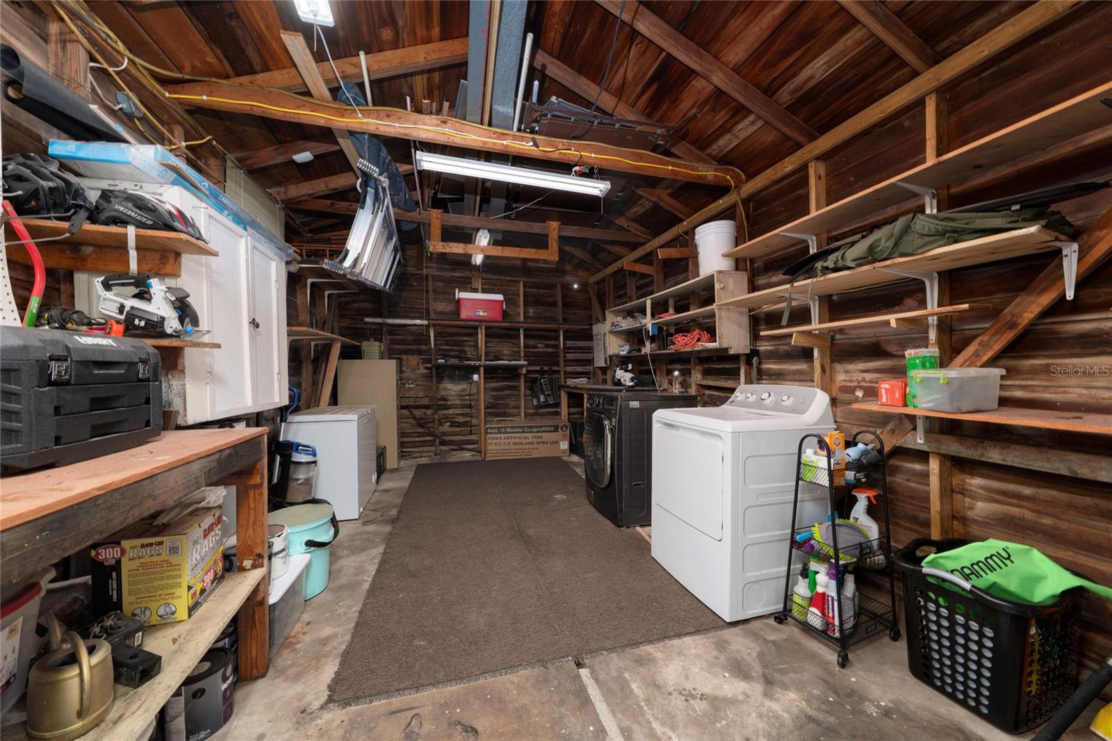 COVE CAY - Residential