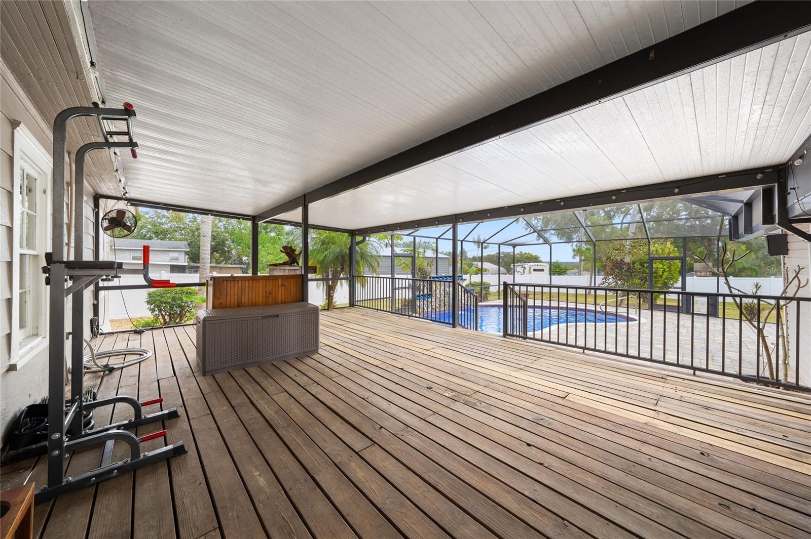 COVE CAY - Residential