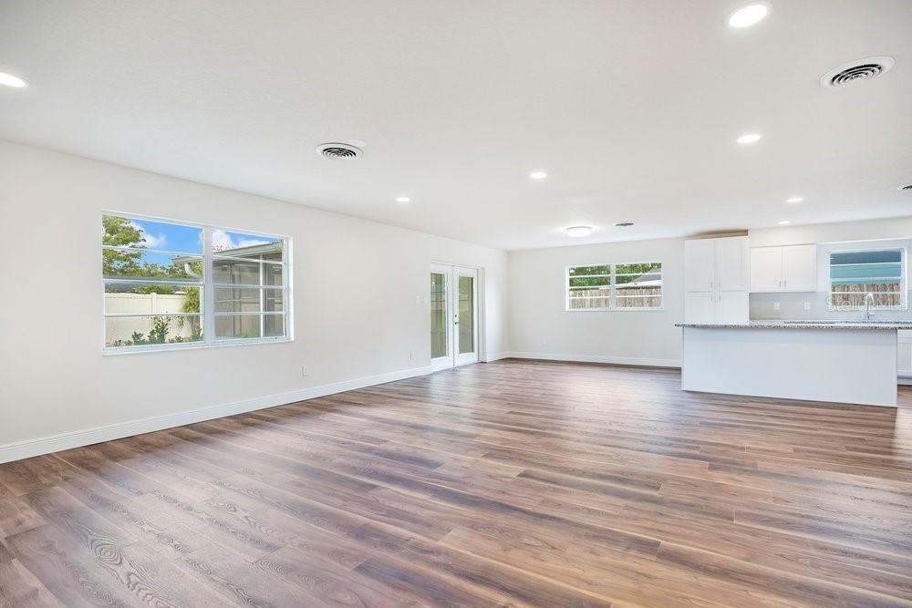 WRENWOOD HEIGHTS - Residential
