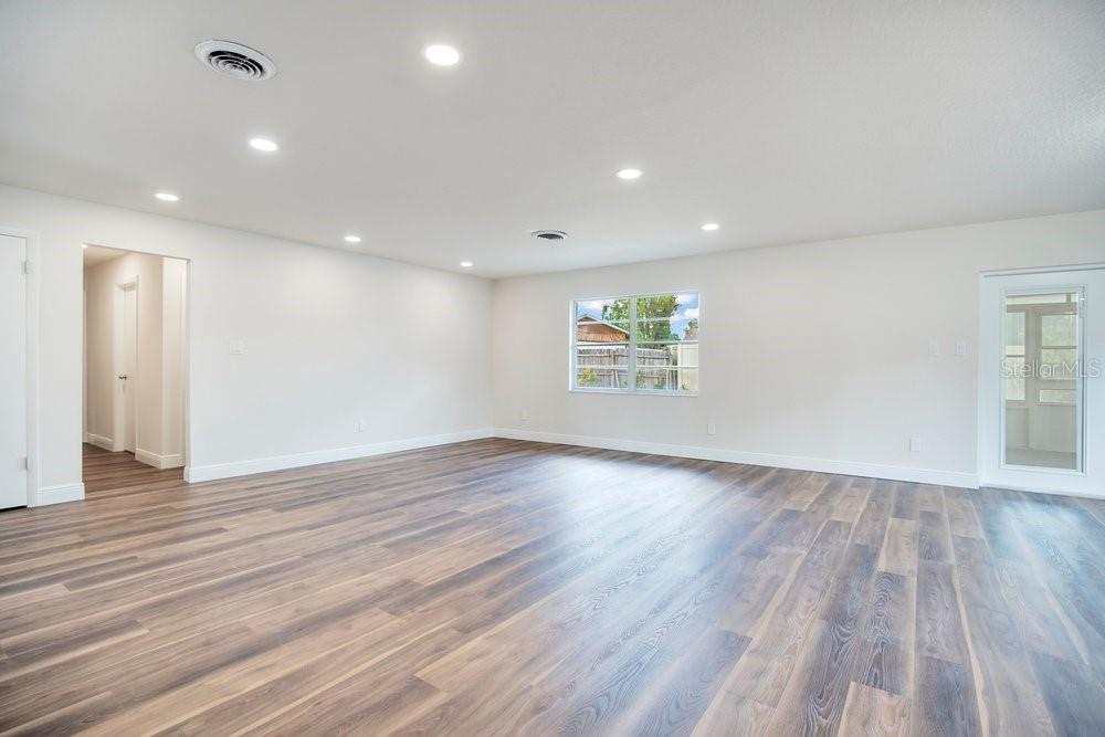 WRENWOOD HEIGHTS - Residential