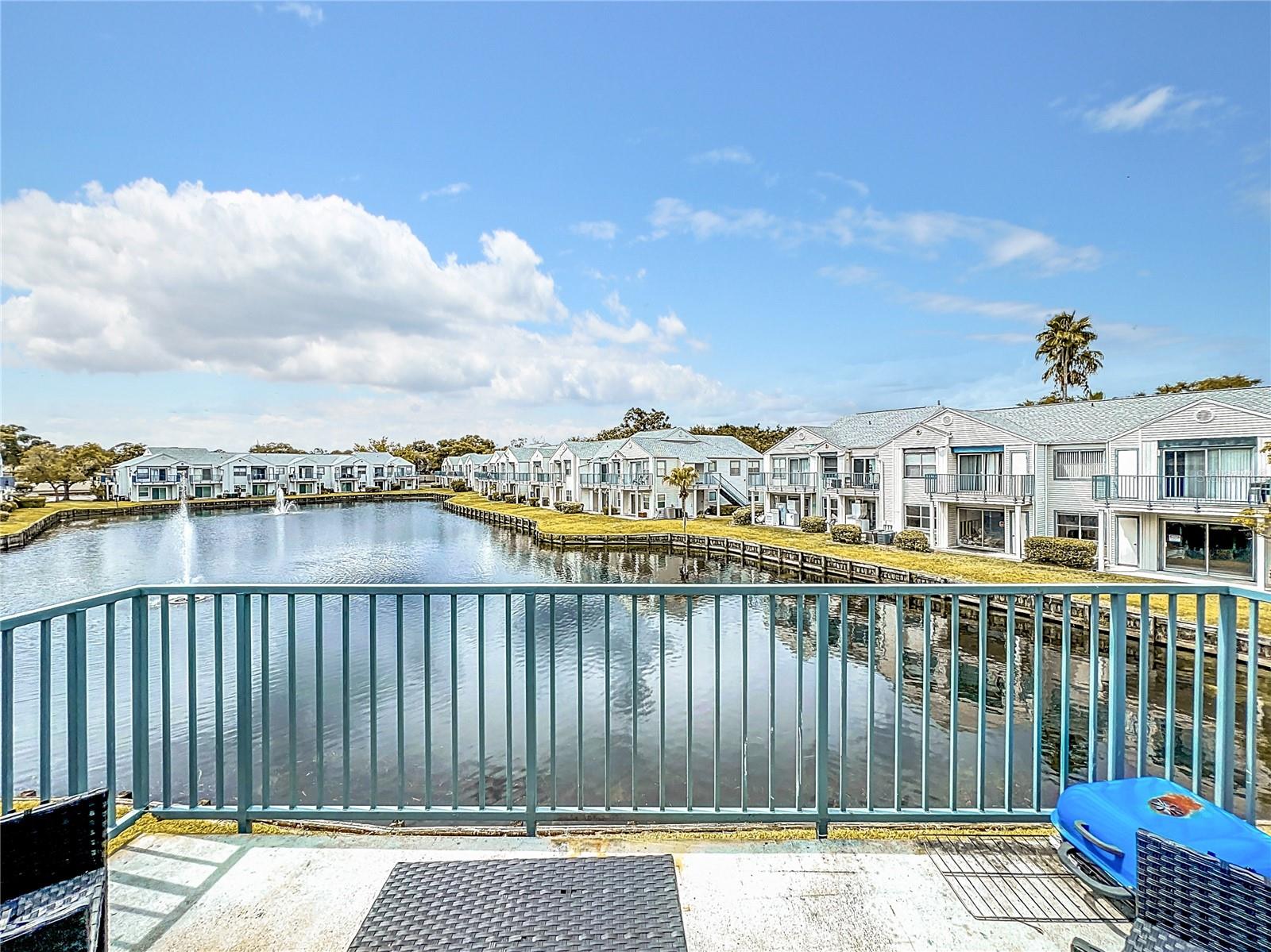 DOCKSIDE CONDO - Residential