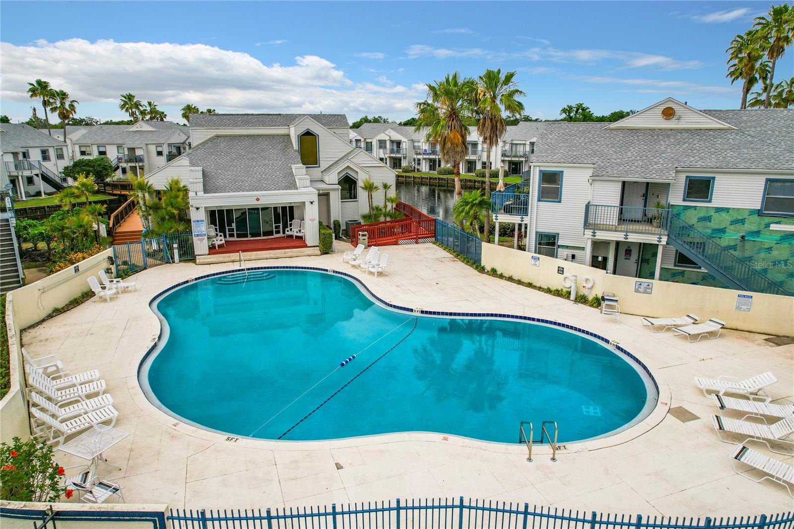 DOCKSIDE CONDO - Residential