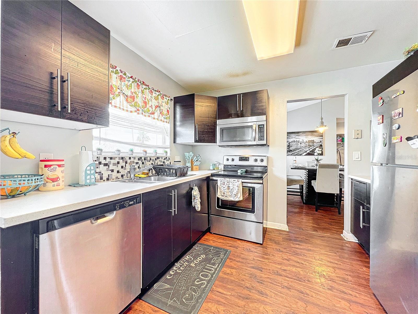 DOCKSIDE CONDO - Residential