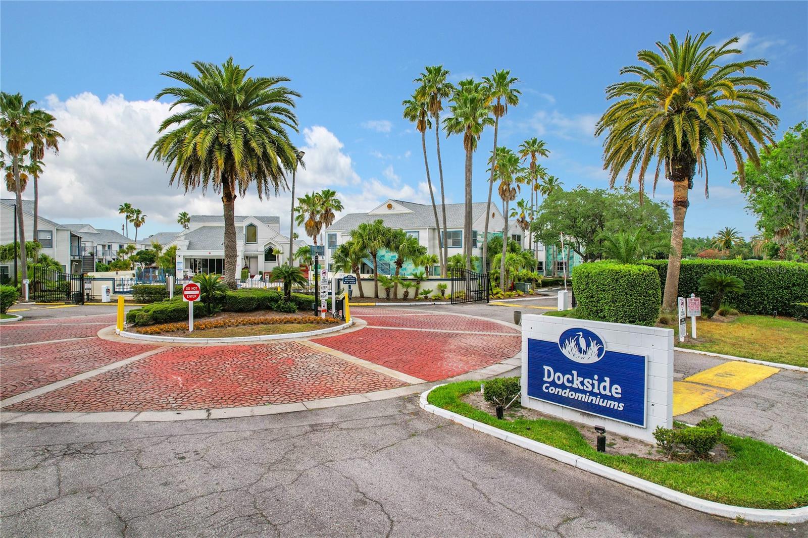 DOCKSIDE CONDO - Residential
