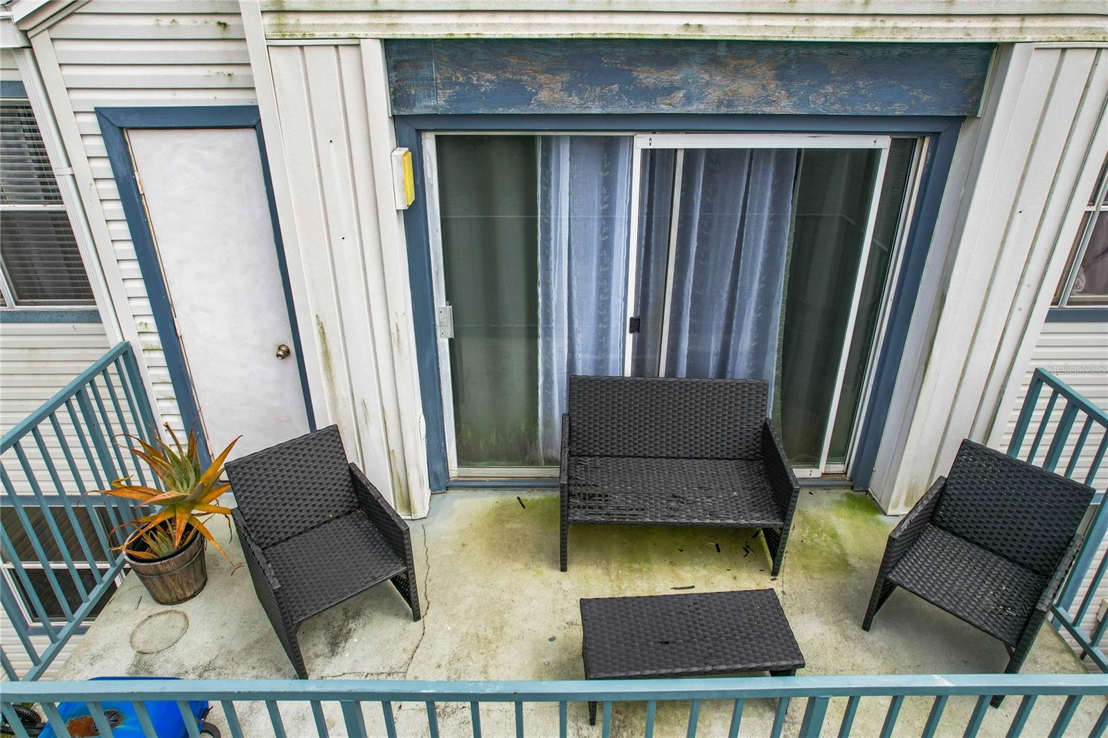DOCKSIDE CONDO - Residential