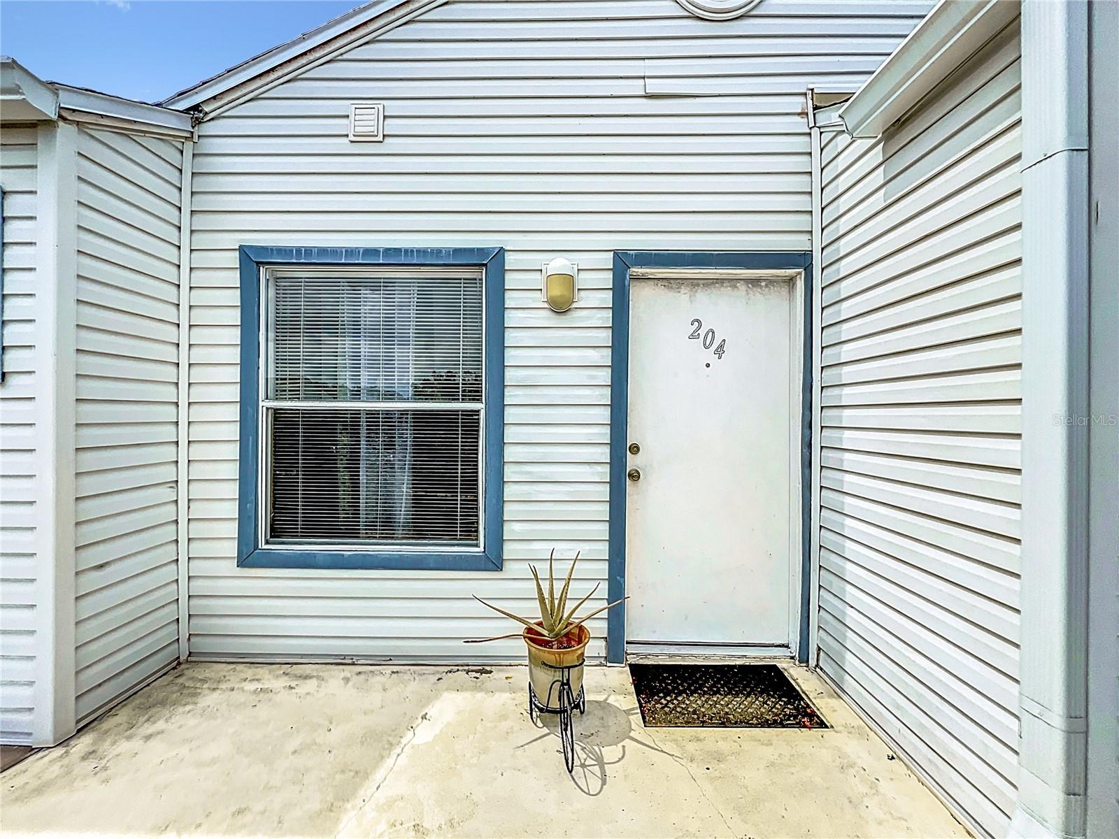 DOCKSIDE CONDO - Residential