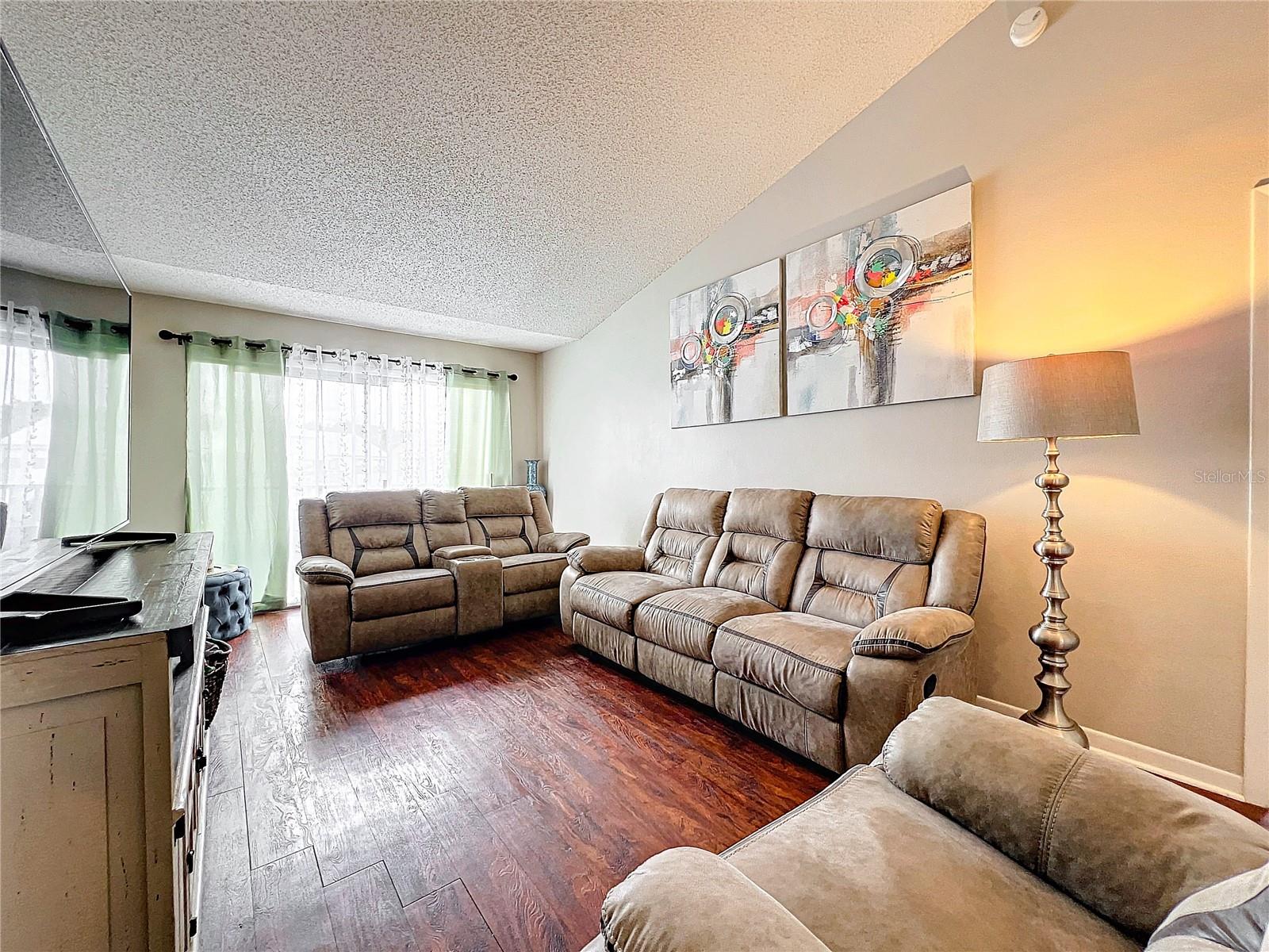 DOCKSIDE CONDO - Residential