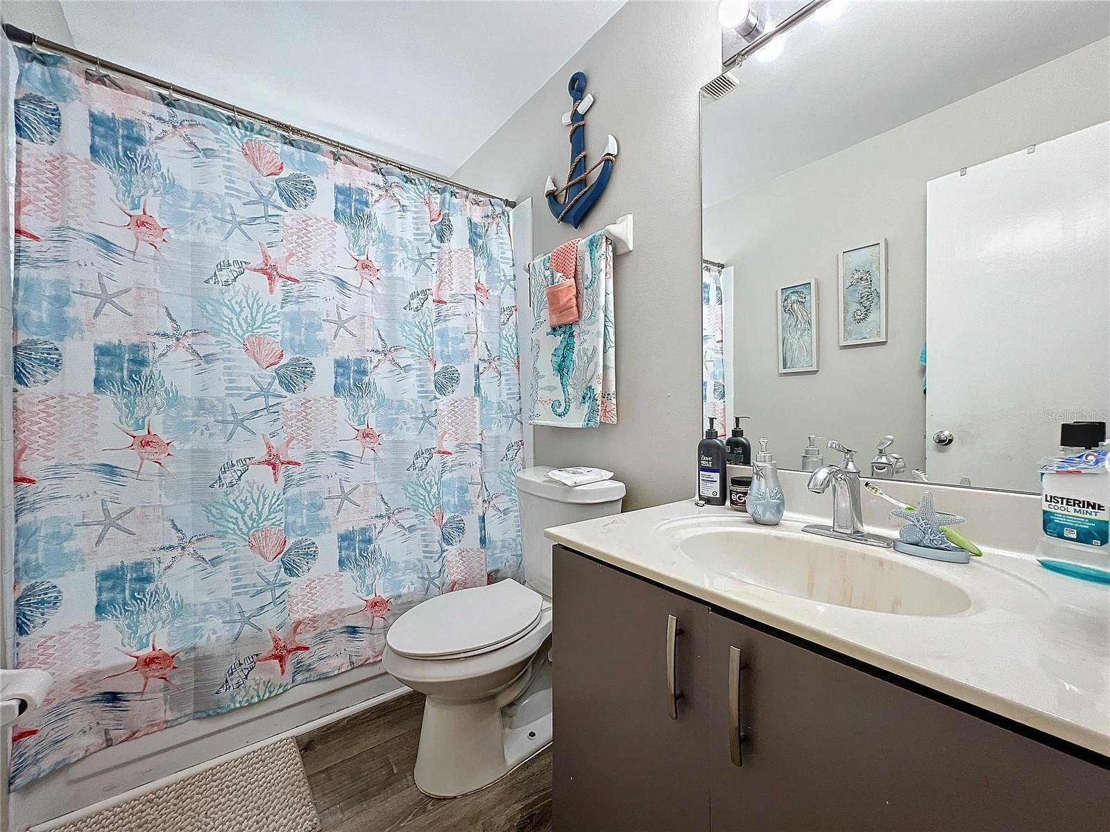 DOCKSIDE CONDO - Residential
