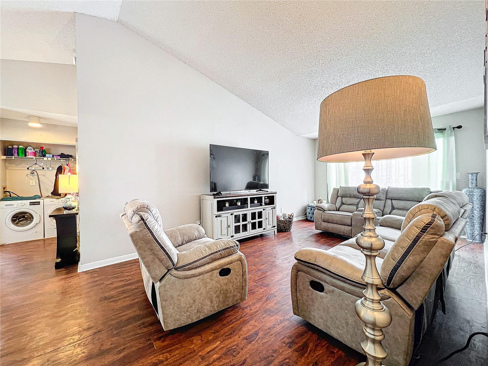 DOCKSIDE CONDO - Residential