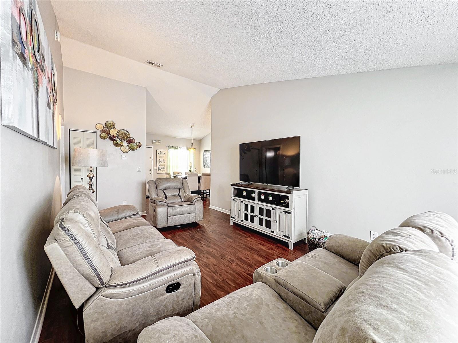 DOCKSIDE CONDO - Residential