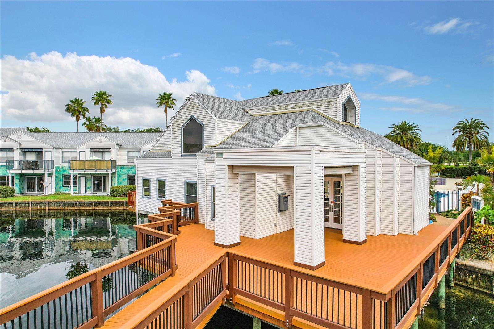DOCKSIDE CONDO - Residential