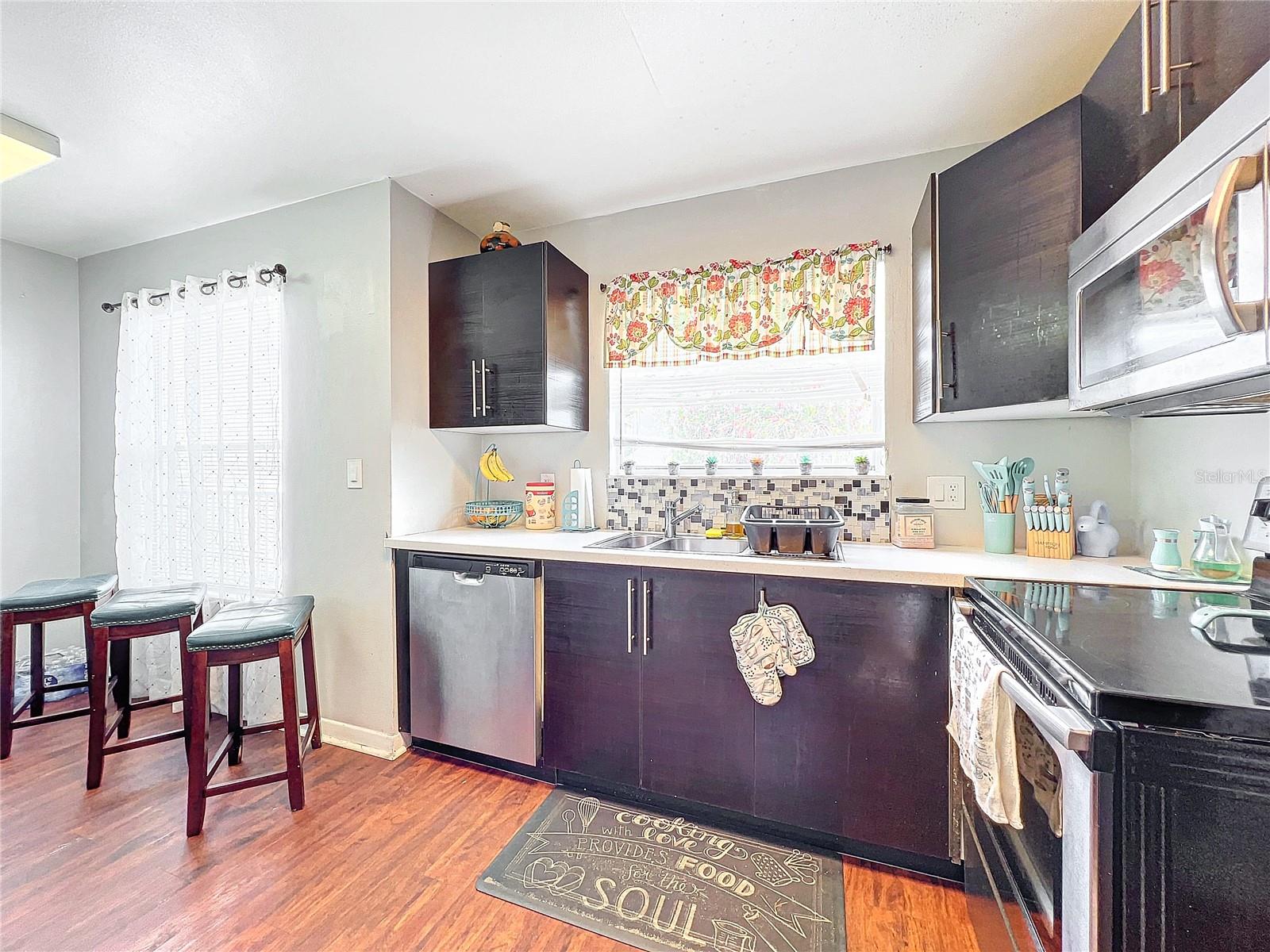DOCKSIDE CONDO - Residential