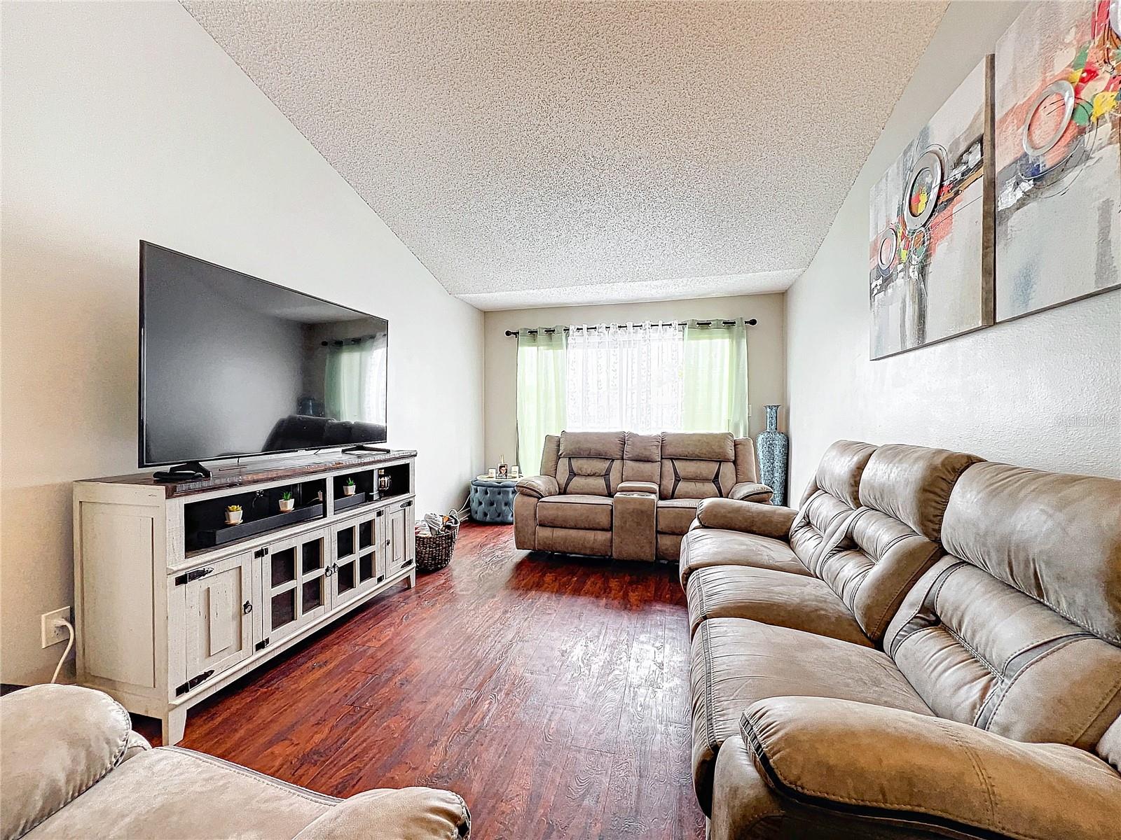DOCKSIDE CONDO - Residential