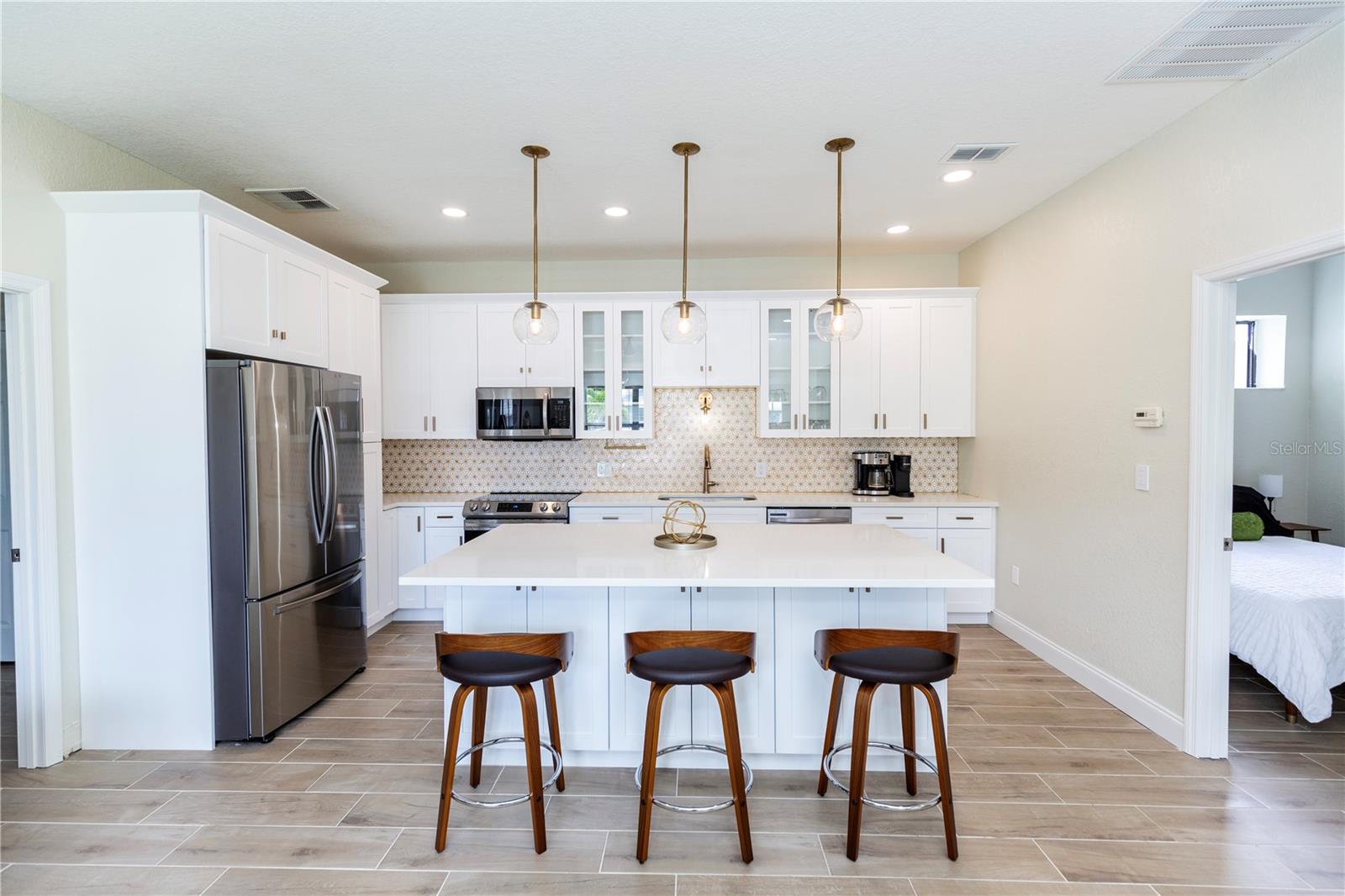 REUER SUB - Residential