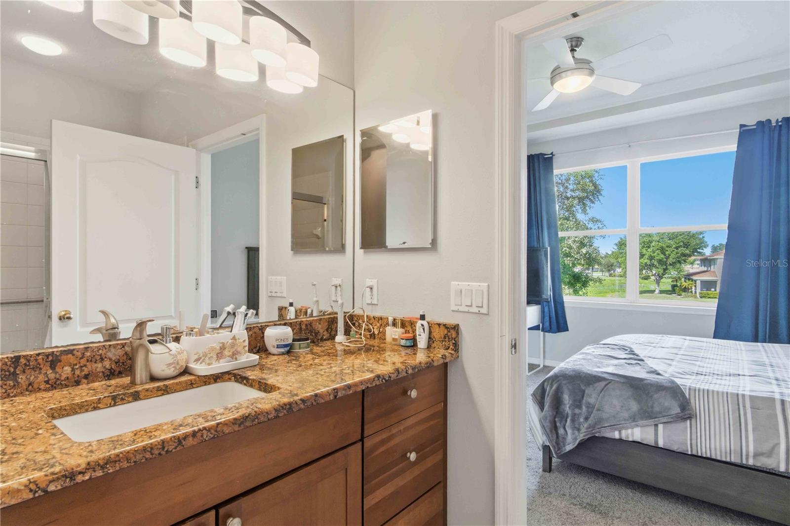 TOWNS AT LAKESIDE - Residential