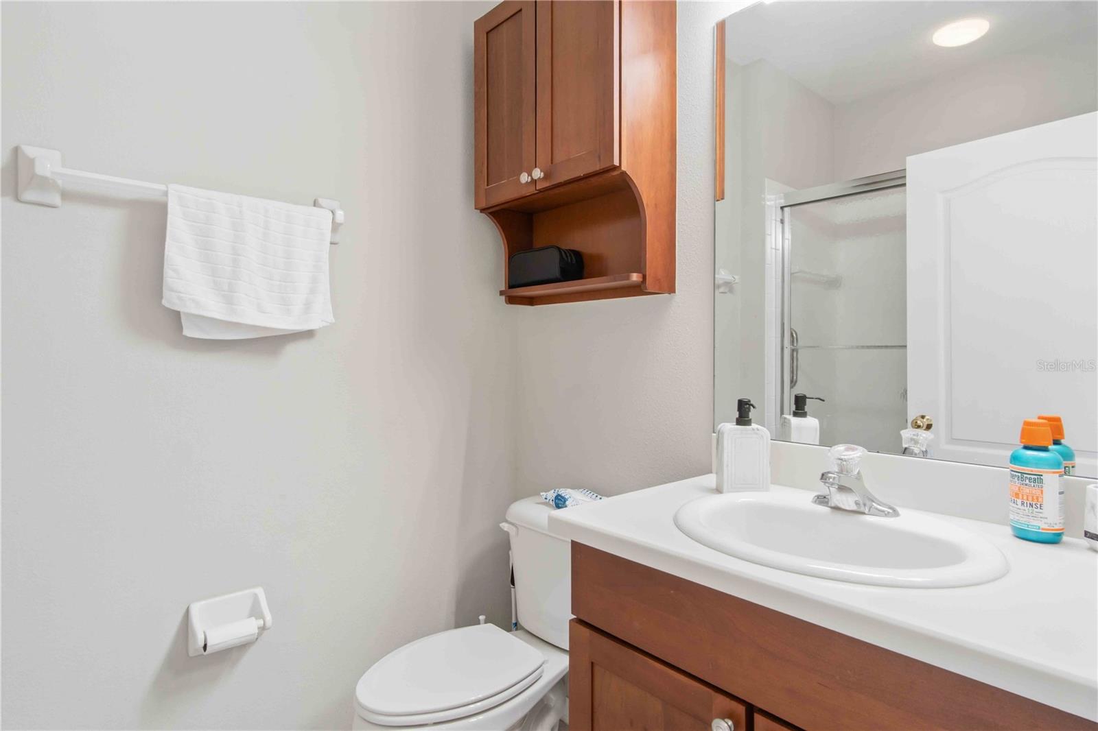 TOWNS AT LAKESIDE - Residential