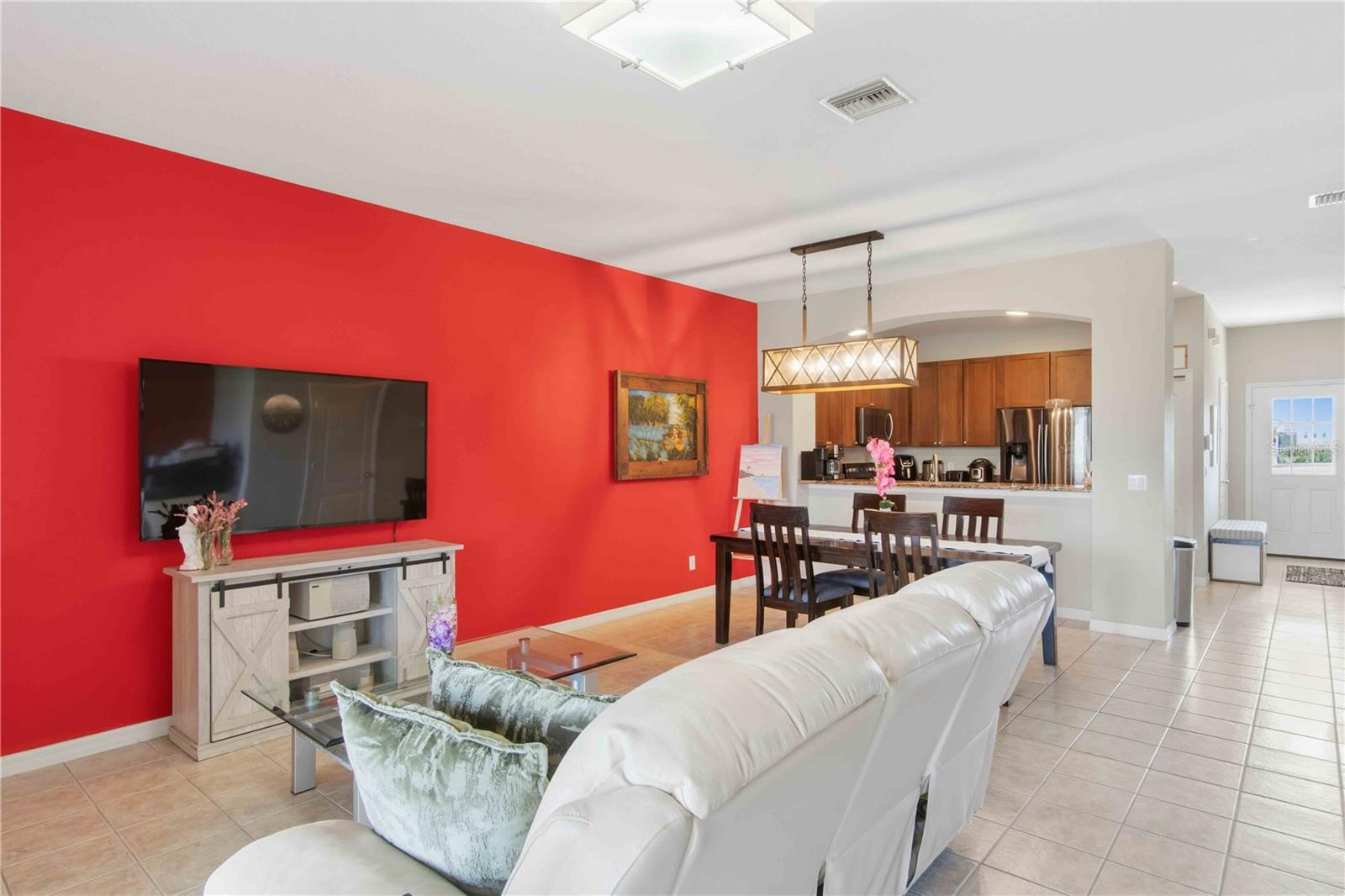 TOWNS AT LAKESIDE - Residential