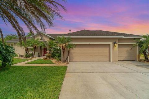 611 CURLY FERN LANE DELAND FL 32720