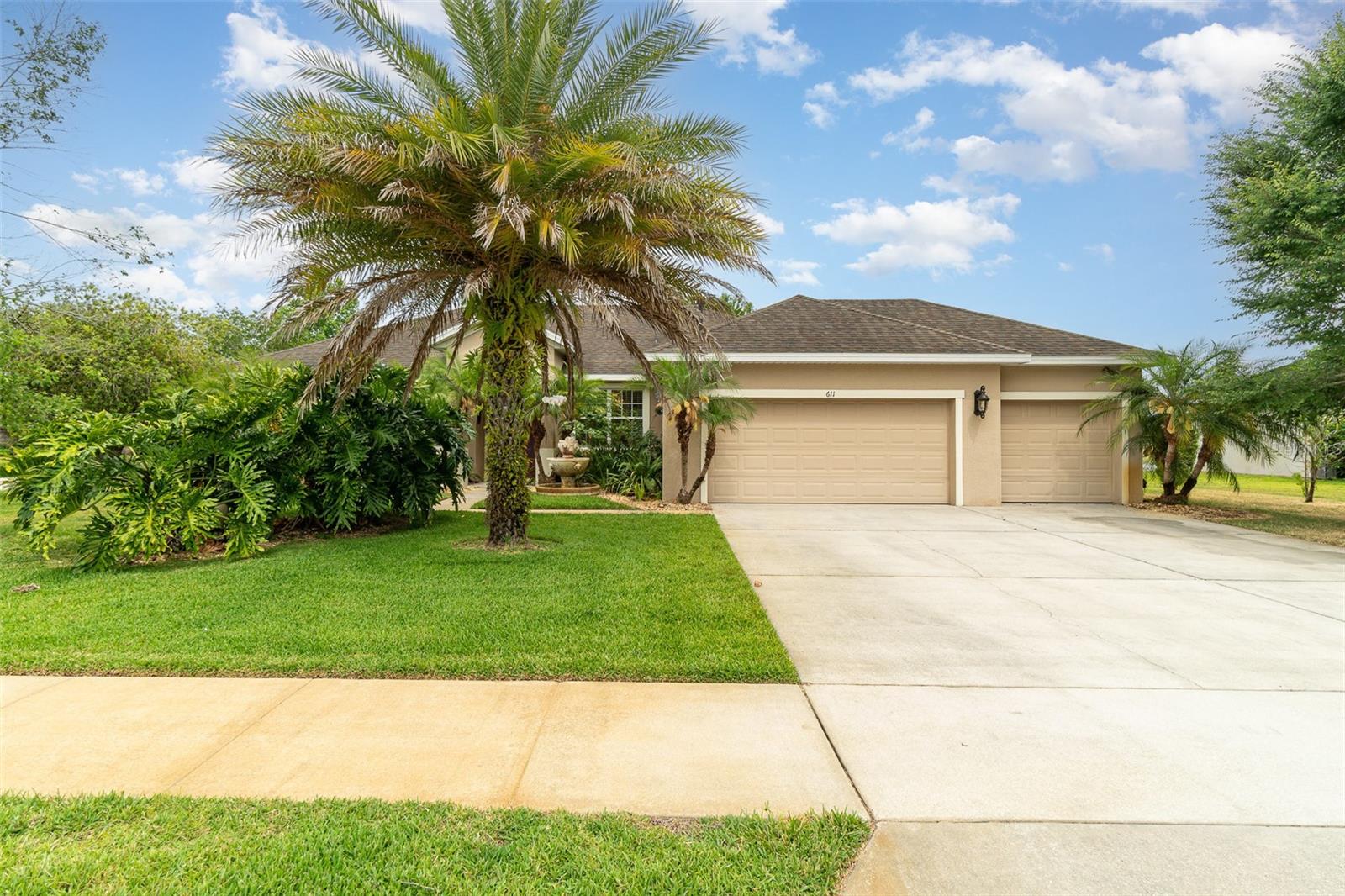 611 CURLY FERN LANE