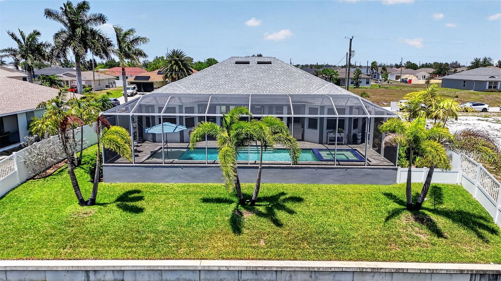 CAPE CORAL - Residential