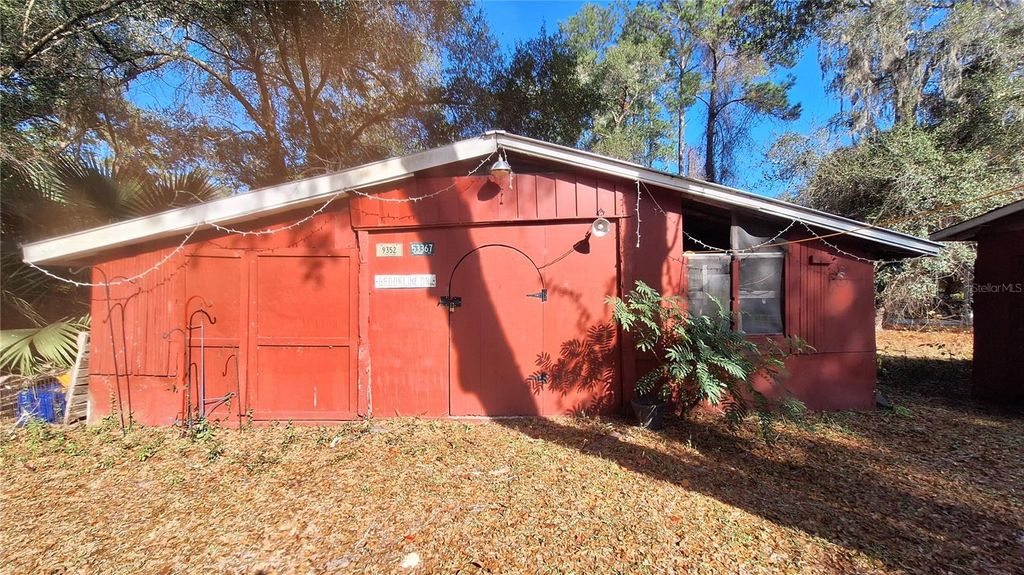 Photo of 5662 NE 167th Court, Silver Springs, FL 34488 (MLS # OM714841)