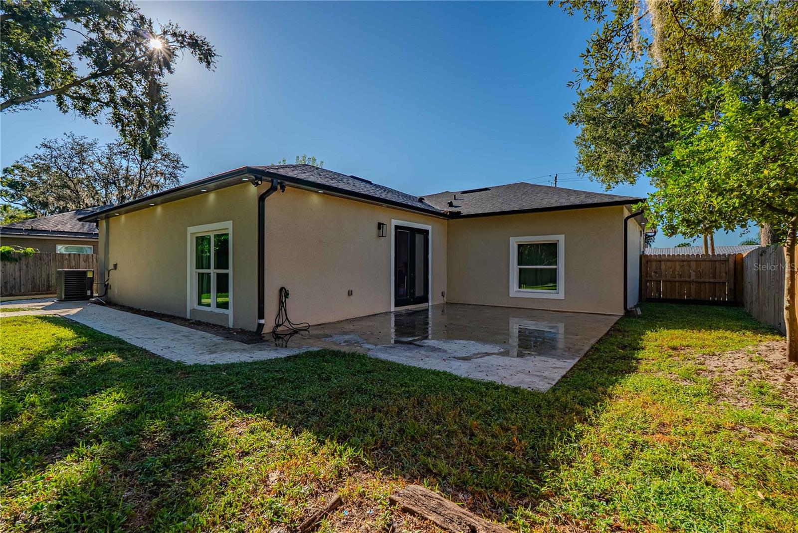 W E HAMNERS FOREST ACRES - Residential