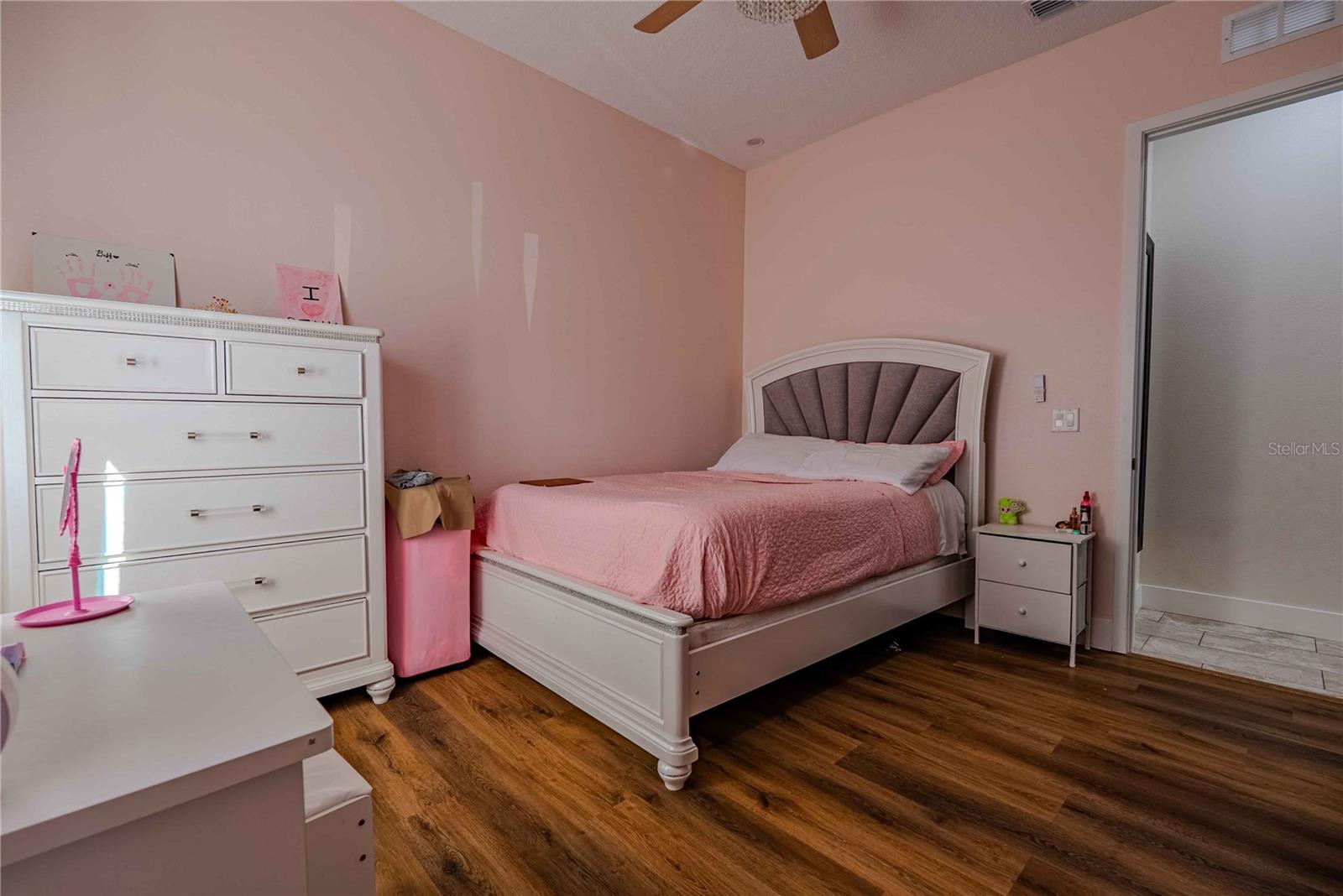 W E HAMNERS FOREST ACRES - Residential