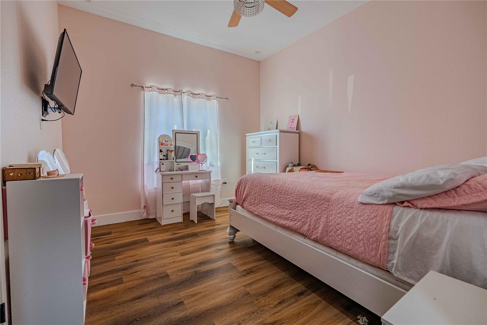 W E HAMNERS FOREST ACRES - Residential
