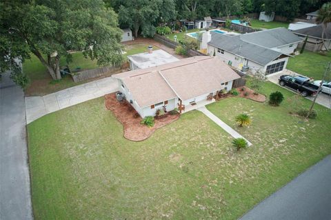 A home in CRYSTAL RIVER