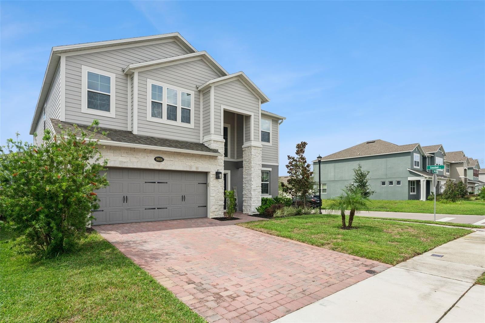 5054 SHADY PINES DRIVE