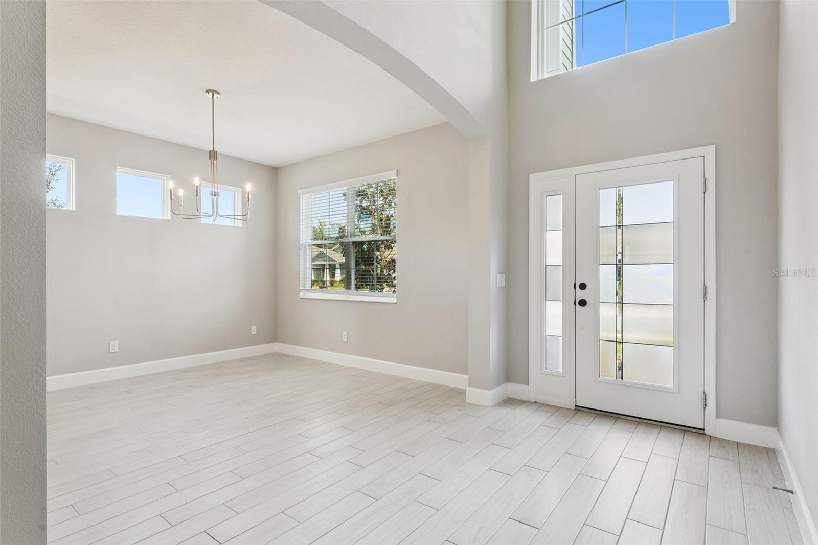 5054 SHADY PINES DRIVE